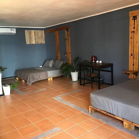 Bon Vivant Front De Mer - Ile Rodrigues Port Mathurin Exterior foto