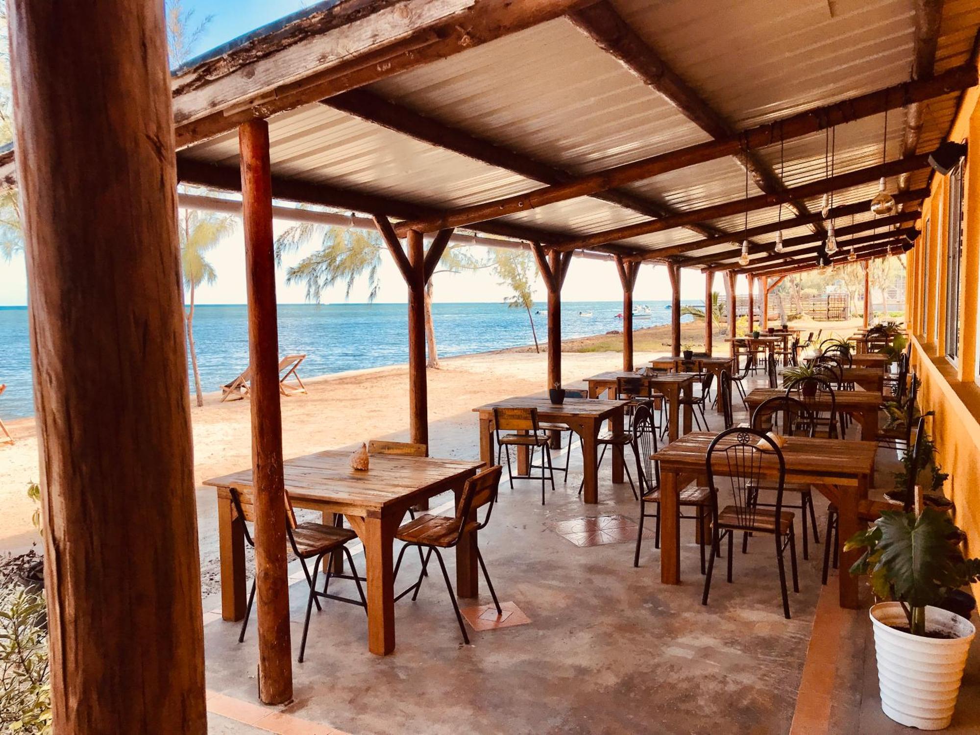 Bon Vivant Front De Mer - Ile Rodrigues Port Mathurin Exterior foto