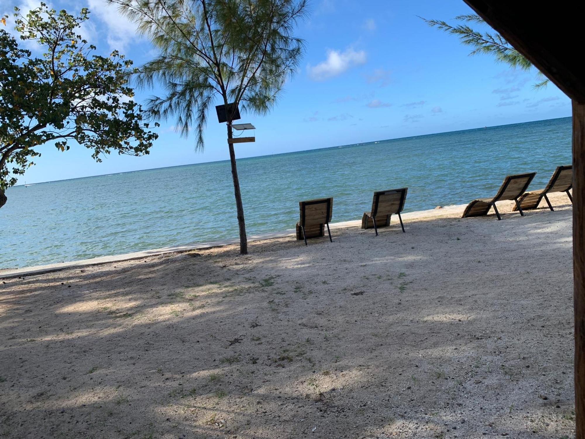 Bon Vivant Front De Mer - Ile Rodrigues Port Mathurin Exterior foto